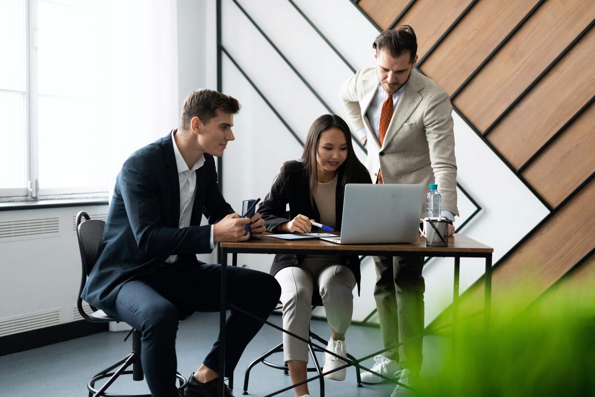 Read more about the article How to Successfully Integrate Accounting Offshoring into Your Existing Workflow