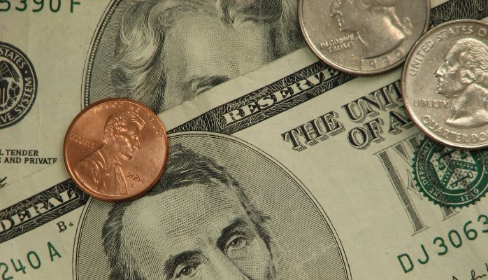 Read more about the article What the Recent Seattle Minimum Wage Debate Means for Your Restaurant